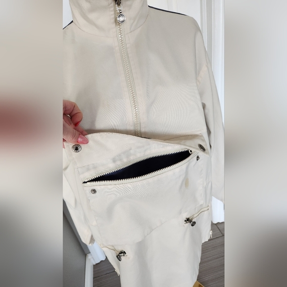 BR Equestrian Cream and Navy Half Zip Jacket - Size Medium - Picture 7 of 16